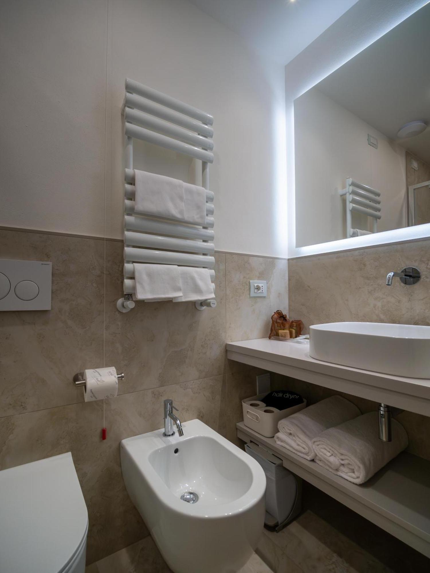 Hotel Torre Del Fuggisole Siena Zewnętrze zdjęcie