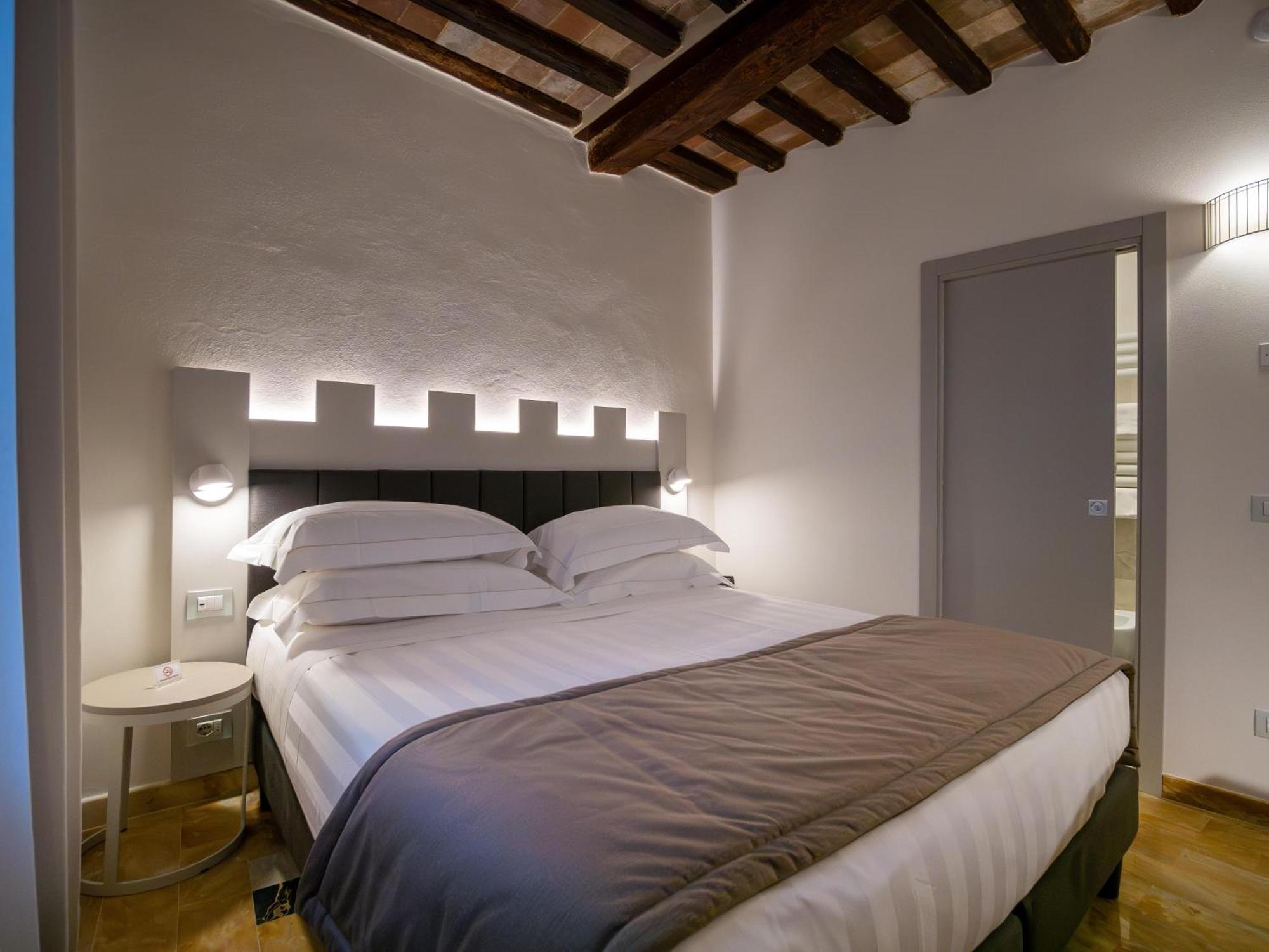 Hotel Torre Del Fuggisole Siena Zewnętrze zdjęcie